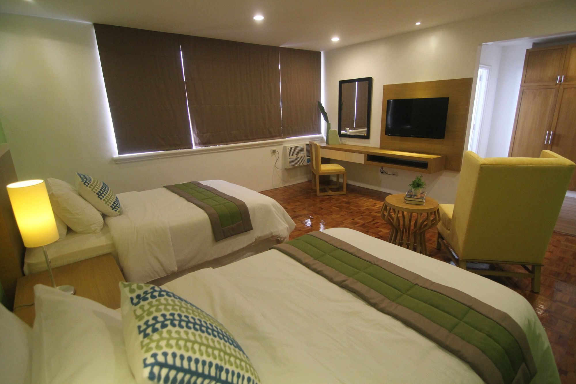 Reddoorz Plus @ Casino Street Makati Makati City Exterior foto